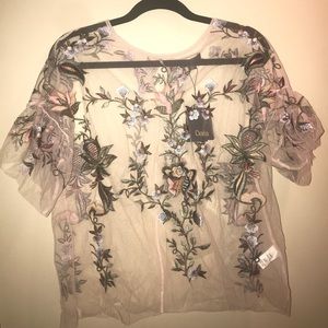 NWT Dalia Floral Embroidered Mesh Top in Blush